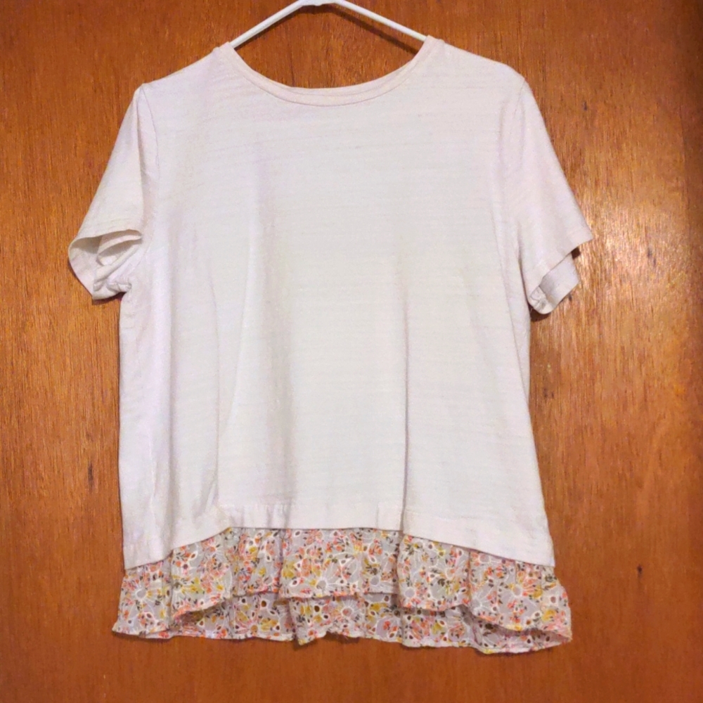 LOFT Cream w/ Floral Trim Summer Shirt